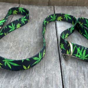4 foot or 6 foot Dog Leash, Black Weed Leaf Cannabis 420 Dog Leash, Traffic Leash, 4 foot leash, 6 foot leash, 6 foot leash for dogs